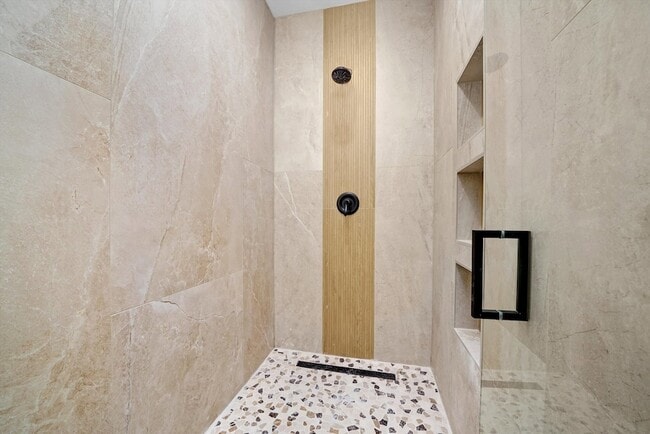 Building Photo - 4009 Faith Ln