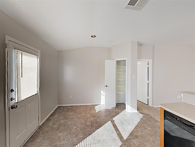 Building Photo - 8607 Twillingate Ln