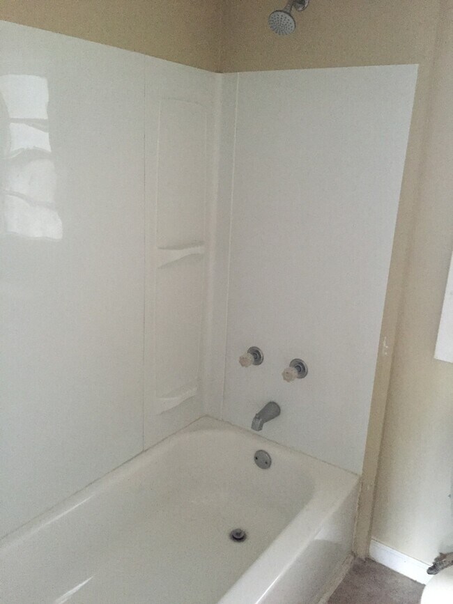 Building Photo - **UPCOMING**Total Electric**4 Bedroom / 2 ...