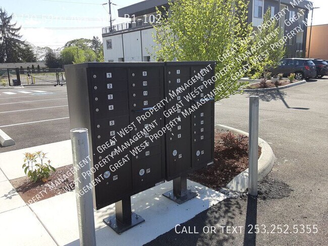 Building Photo - 9730 59th Ave SW