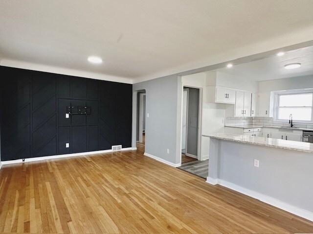 Building Photo - 6007 Merkle Ave