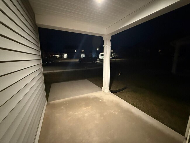 Building Photo - 2211 Nightfall Dr