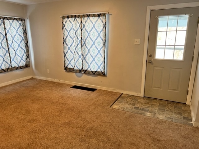 Building Photo - 742 Pony Farm Road