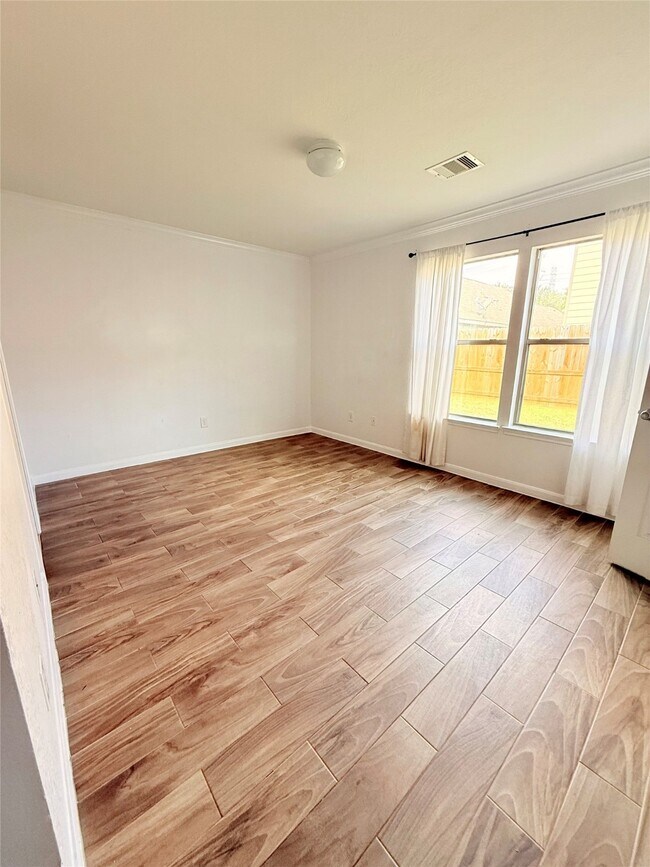 Building Photo - 2918 Beacon Grove St