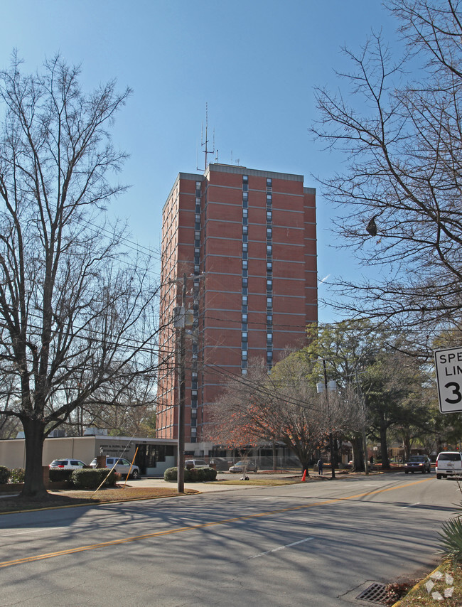 Building Photo - Marion Street High Rise