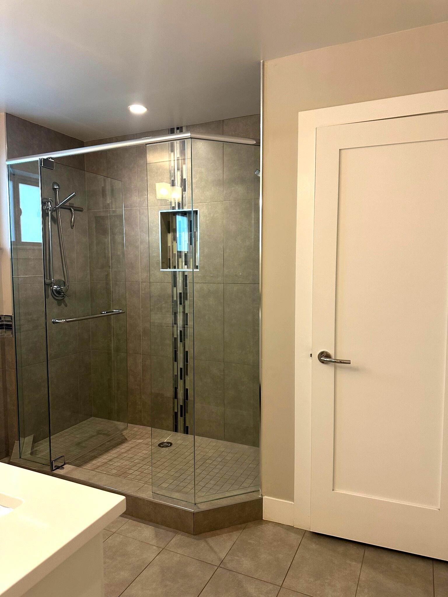 Building Photo - 3912 Utica St