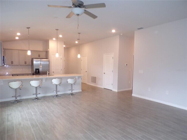 Building Photo - 25442 Colon Dr