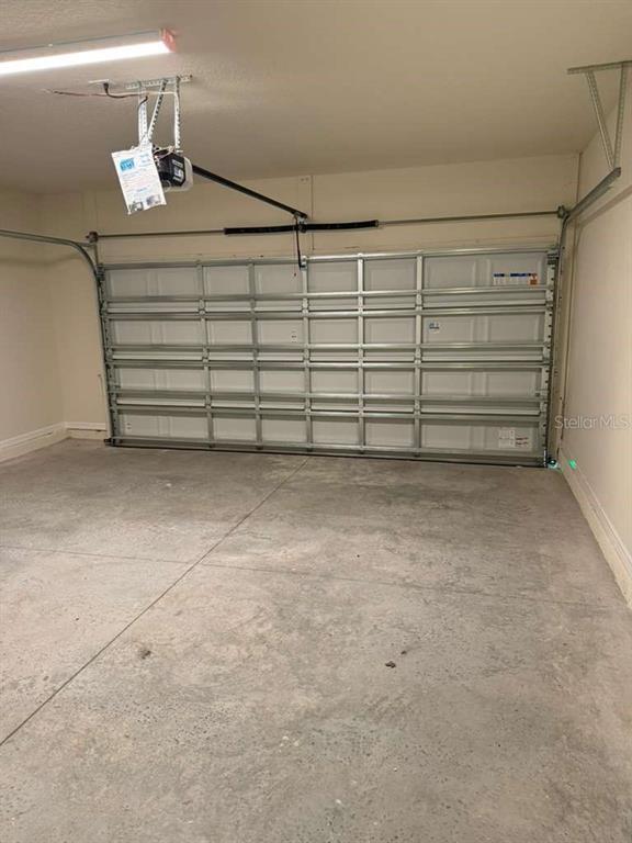 Building Photo - 2318 Southbury Dr