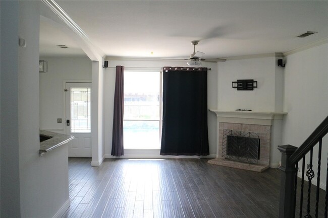 Building Photo - 2316 Tralee Cir