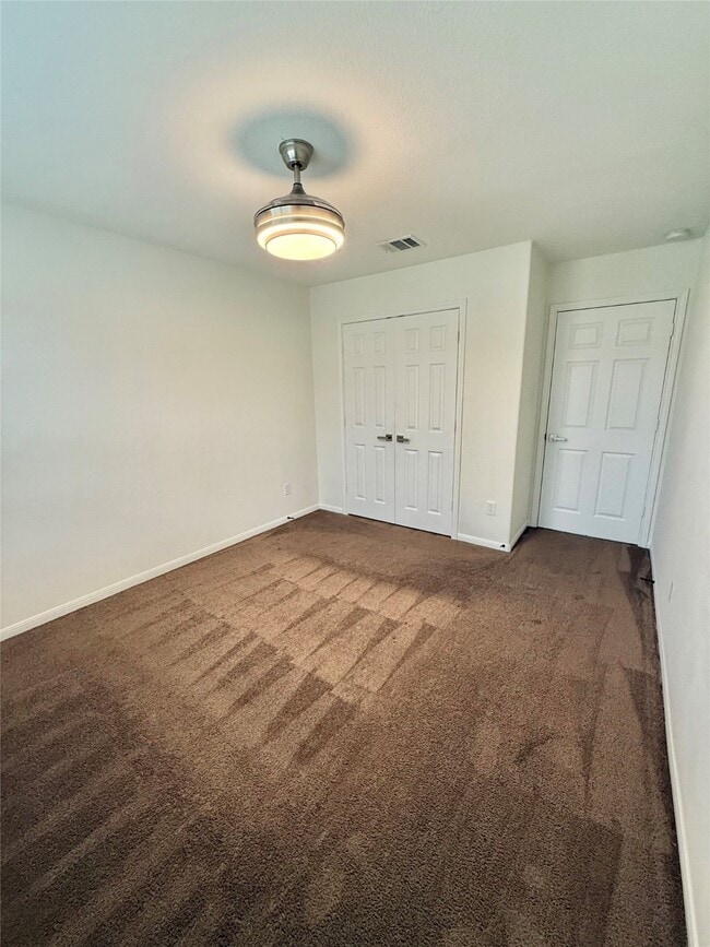 Building Photo - 16538 Twinwalker Drive