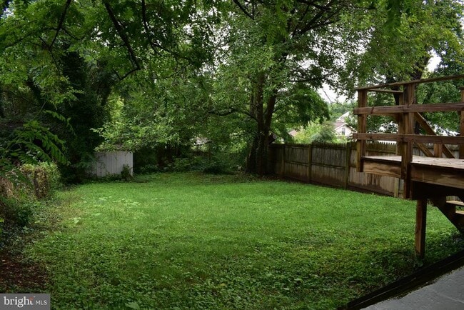 Building Photo - 9062 Washington St