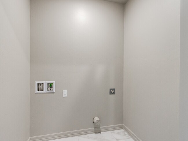 Building Photo - 10601 NW 23rd St