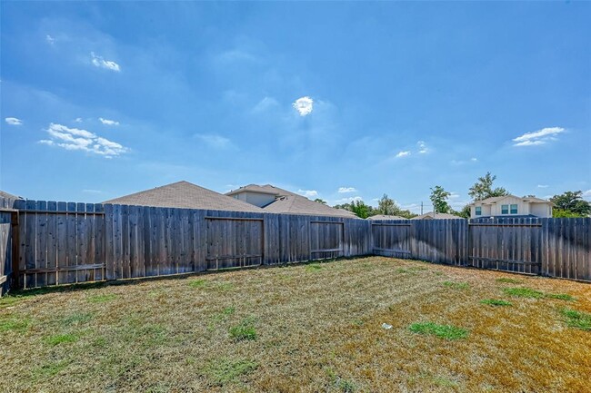 Building Photo - 2306 Pettingell Wy