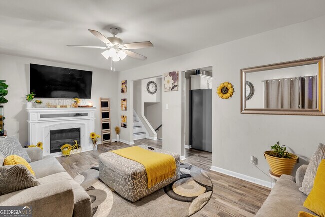 Building Photo - 6575 Hidden Brook Trail