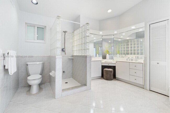 Building Photo - 8260 SW 133rd St