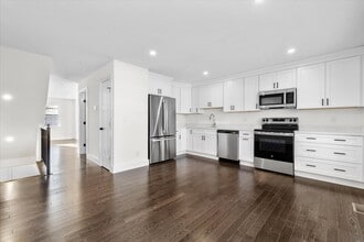 Interior Photo - 89 Boston Avenue