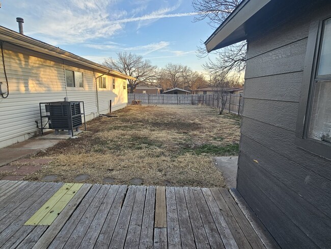 Building Photo - 1902 NW 39th St