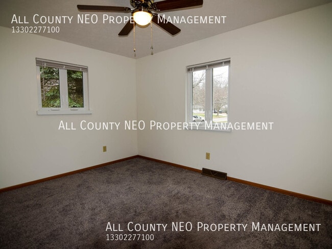 Building Photo - 1319 Sparhawk Ave