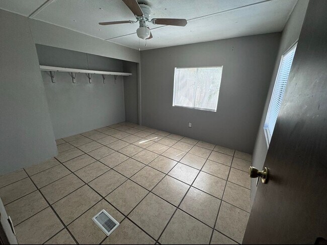 Building Photo - 5454 Diamondback Trail
