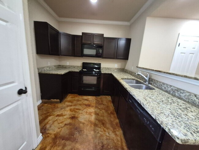 Building Photo - 6313 Attucks Ln