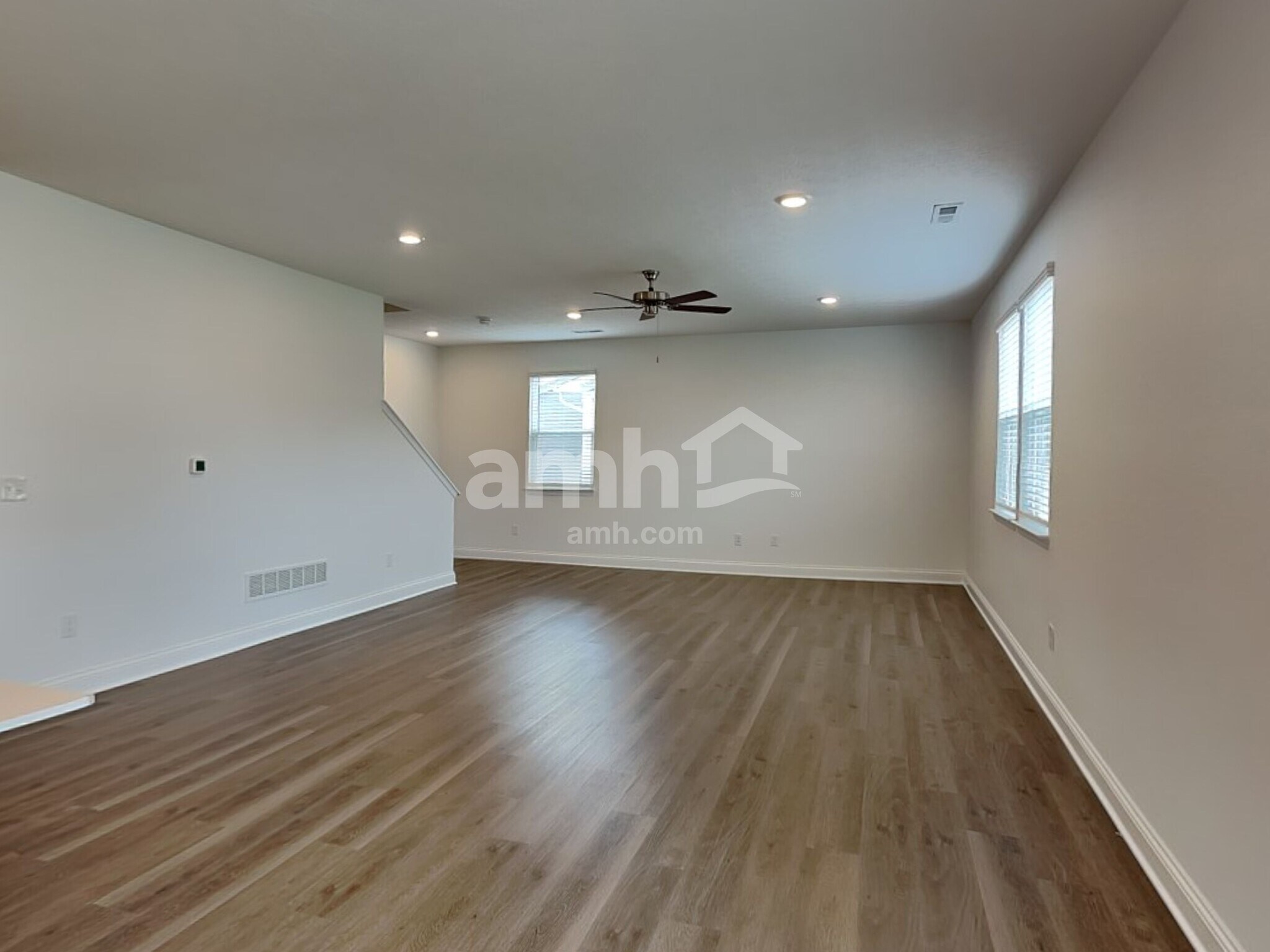 Building Photo - 306 Pne Hl Ct