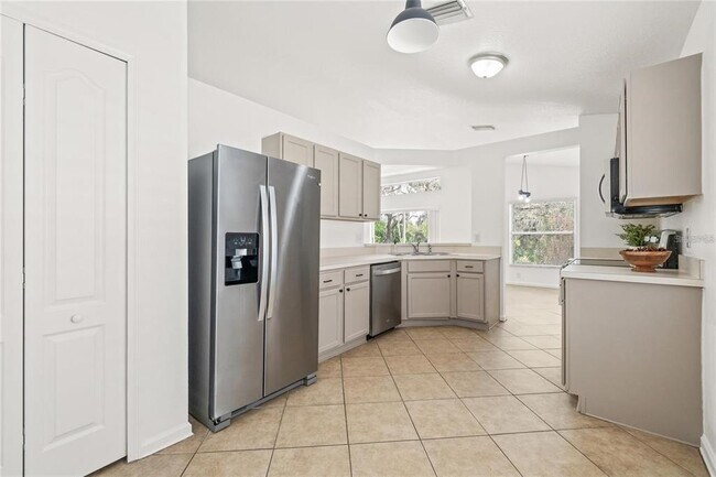 Building Photo - 13102 Early Run Ln