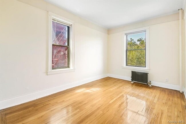 Building Photo - 663 Locust St