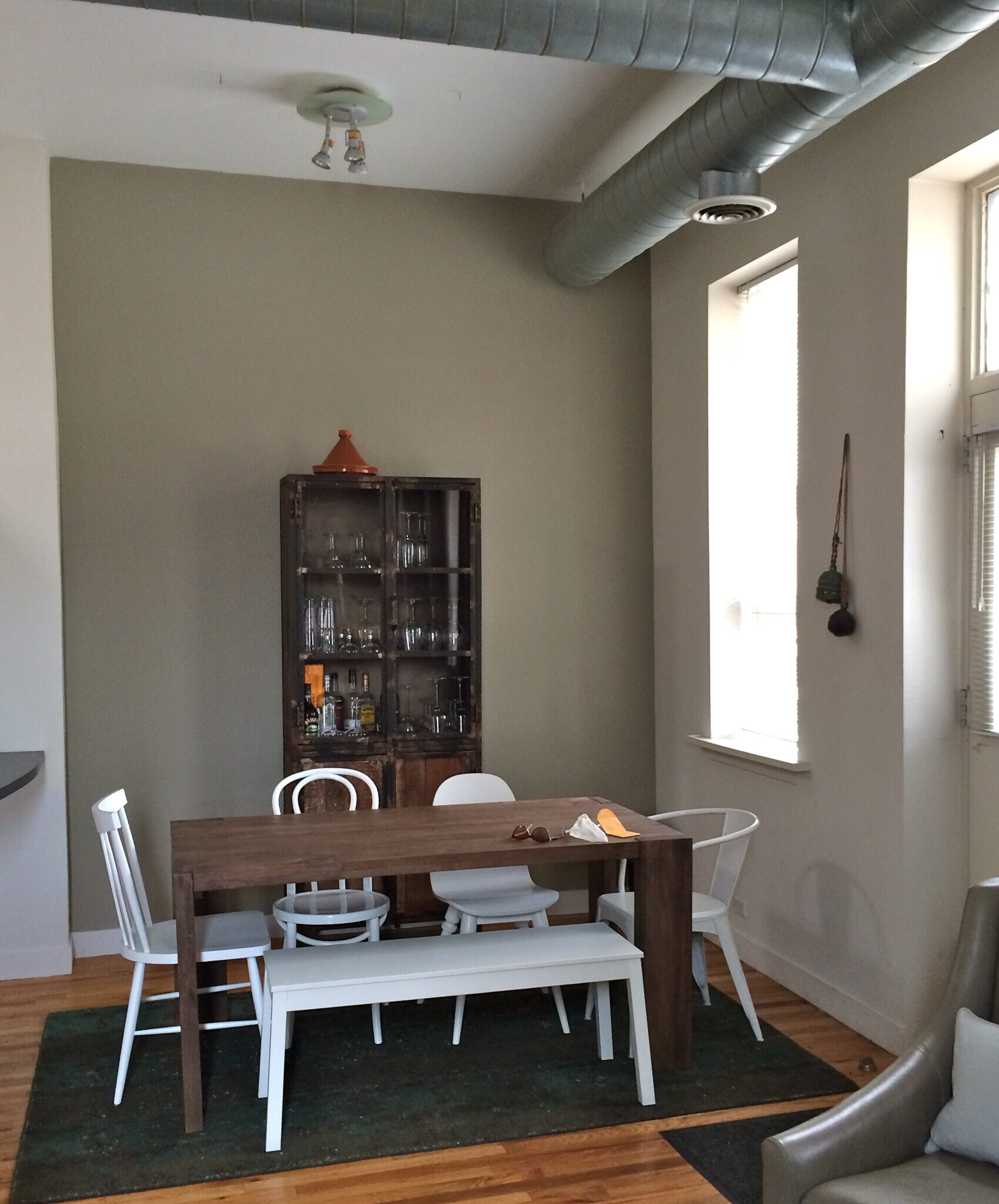 dining room - 1906 N Hermitage Ave