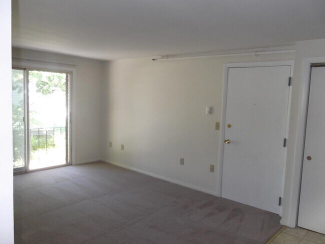 Building Photo - 93 West St