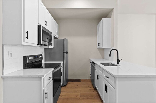 Building Photo - Live in Style – 1BR Townhouse in McKinley ...