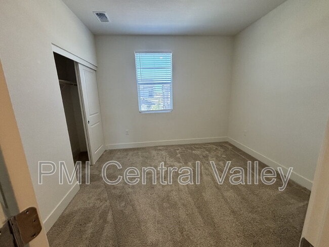 Building Photo - 3226 Tibidabo St