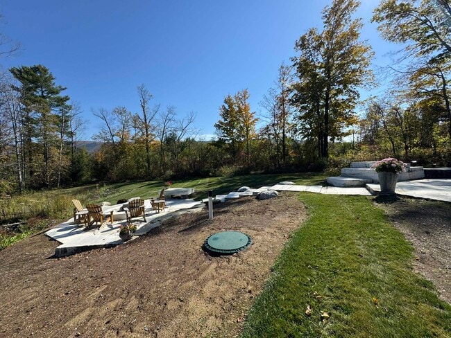 Building Photo - 57 Taconic Rd