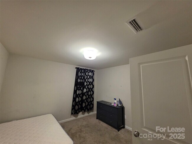 Building Photo - 12013 Wigeon Wy