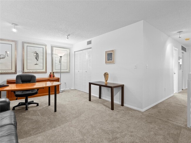 Building Photo - 8133 SW 86th Terrace