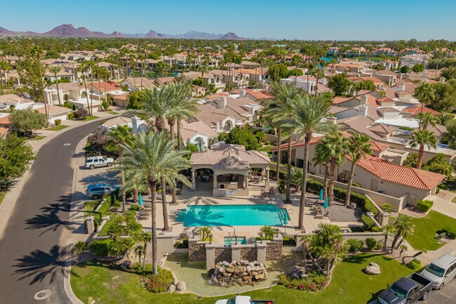 Building Photo - 10126 E Cochise Dr