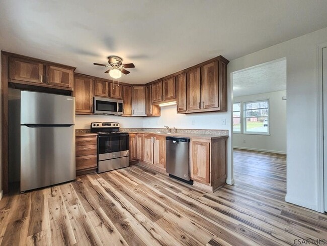 Building Photo - 429 Devon Dr