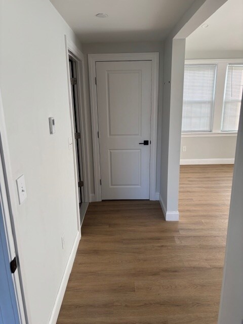 Building Photo - 171 Main St