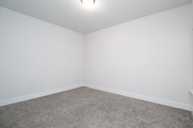 Building Photo - 3BR/2BA Cantonment New Construction Townhome with 2-Car Garage, Granite Kitchen & Low-Maintenance...