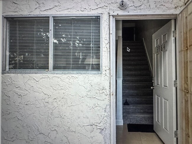 Building Photo - 3984 Crayrich Cir