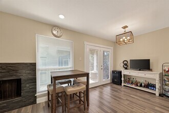 Building Photo - 18515 Egret Bay Blvd
