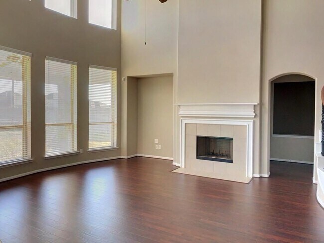 Building Photo - 20111 Ivory Valley Ln