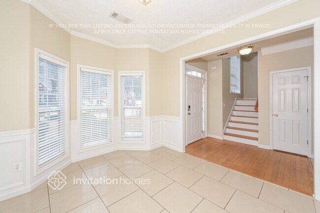 Building Photo - 2905 Meadow Gate Way