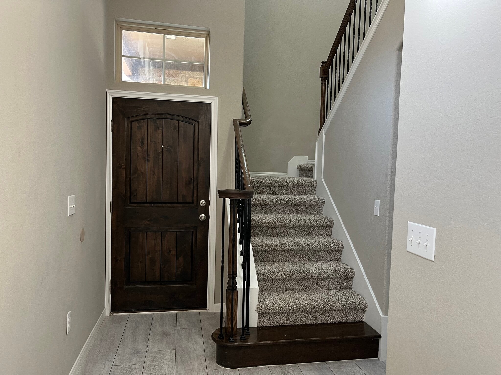 Stairs Leading To 2nd Floor - 3240 E Whitestone Blvd