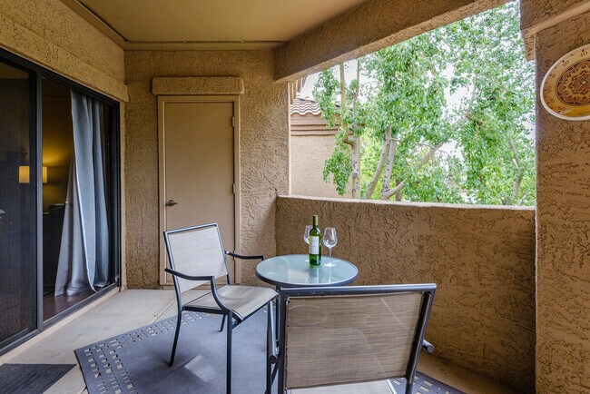 Building Photo - 15095 N Thompson Peak Pkwy