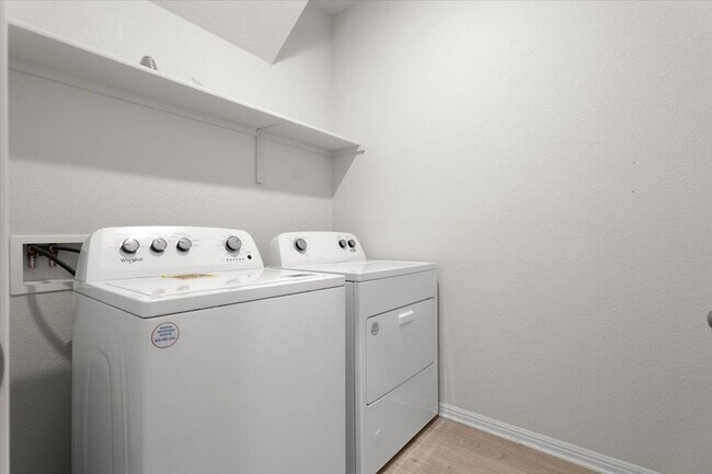 Building Photo - 2613 Indian Clover Trl