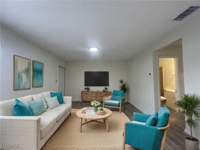 Building Photo - 43 Tangelo Ct
