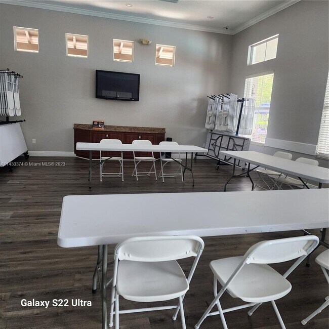 Building Photo - 22120 SW 93rd Pl