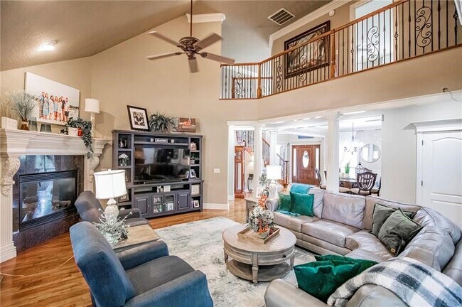 Building Photo - 1706 NW Autumn Ave