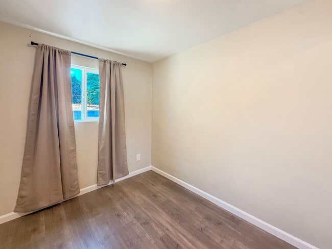 Building Photo - Spacious 4BR/2BA Home in Lemon Grove with ...