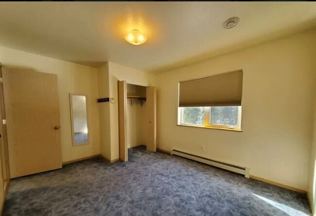 Building Photo - Arvita Ct *